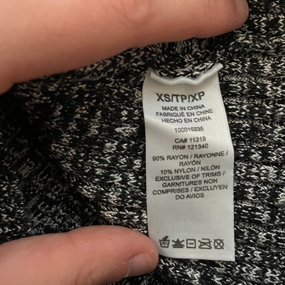 Dynamite V Neck Bodycon Dress - Picture 7 of 7